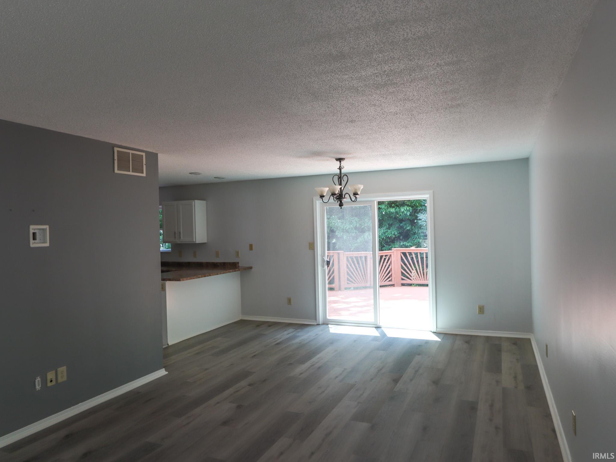 2242 S Sweetbriar Circle