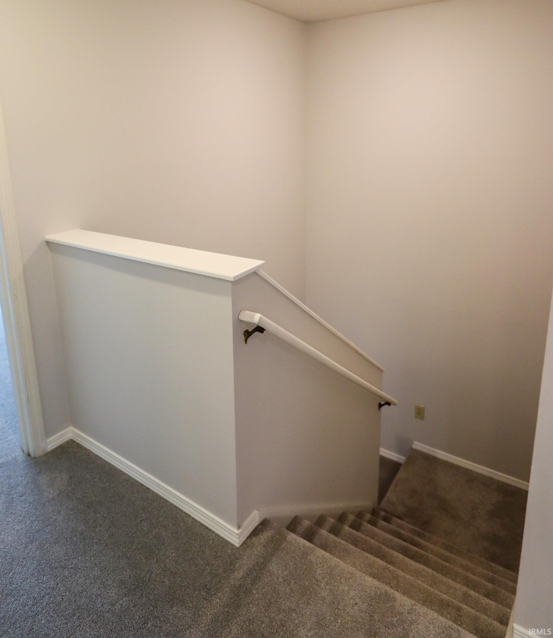 2242 S Sweetbriar Circle