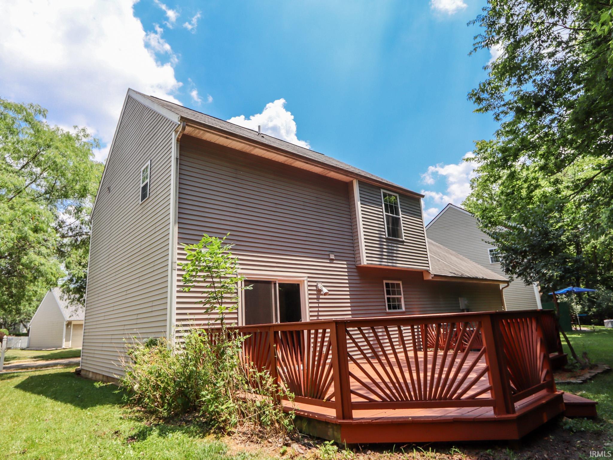 2242 S Sweetbriar Circle