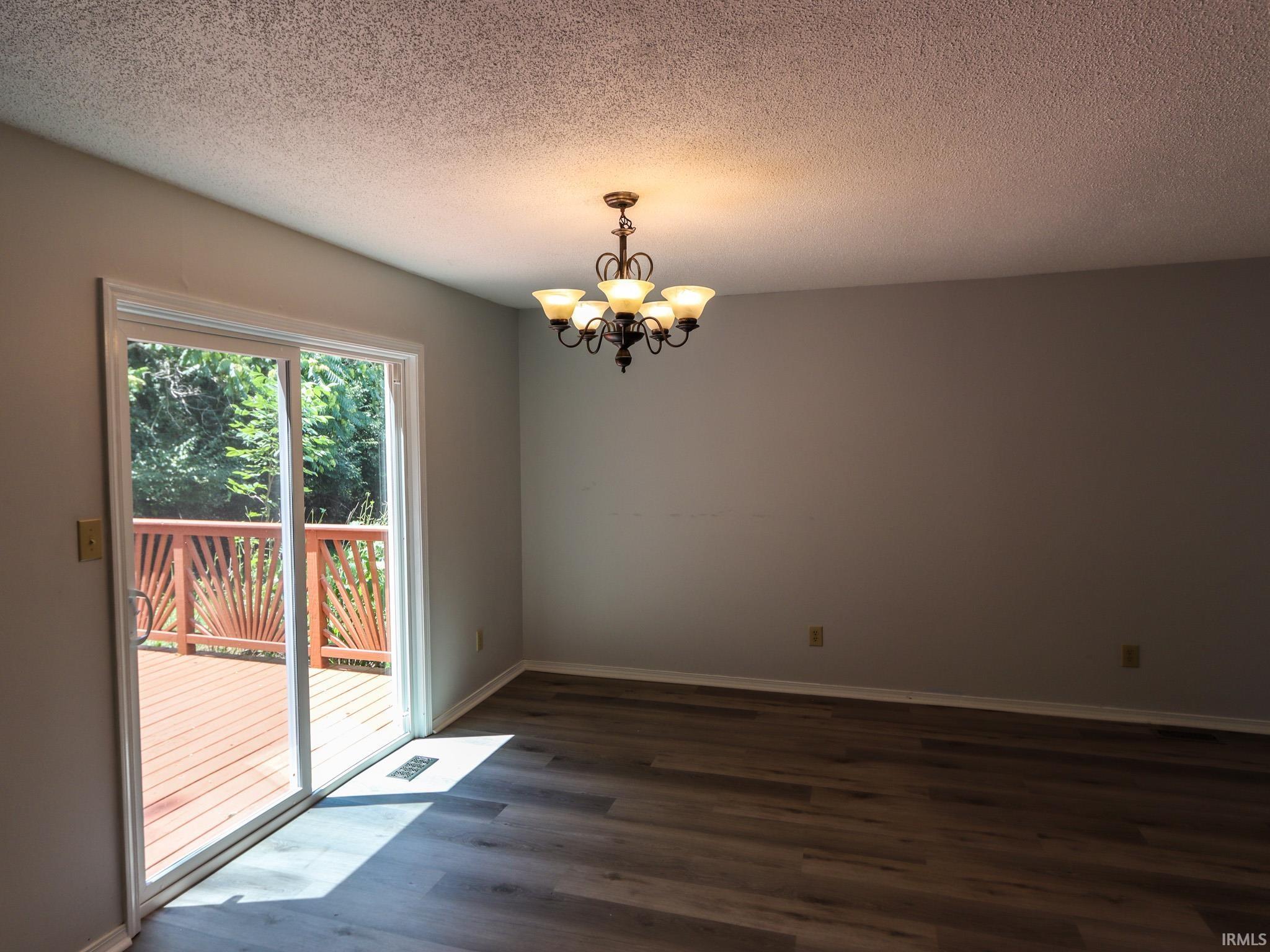 2242 S Sweetbriar Circle