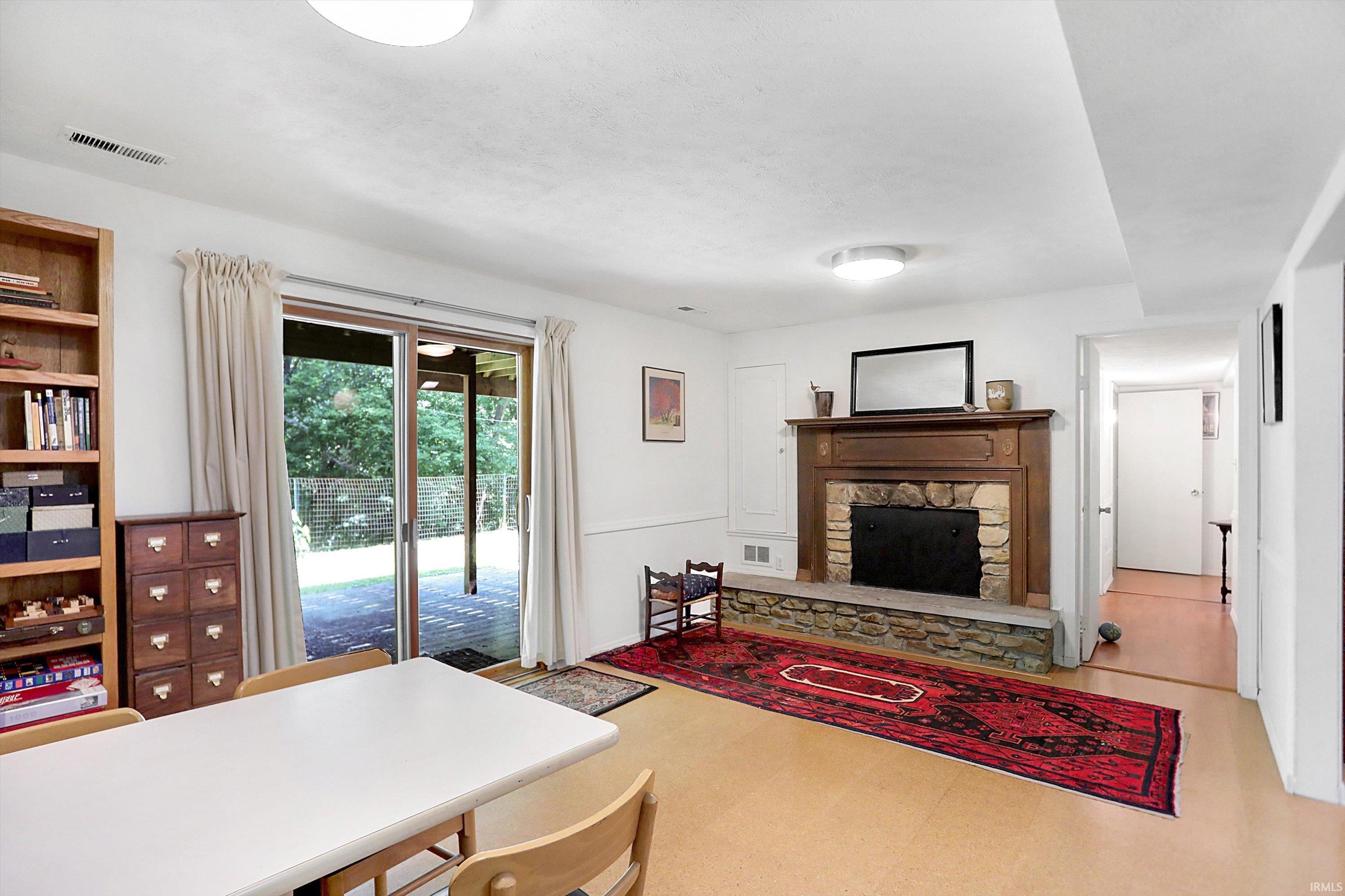 9245 E Woodview Drive