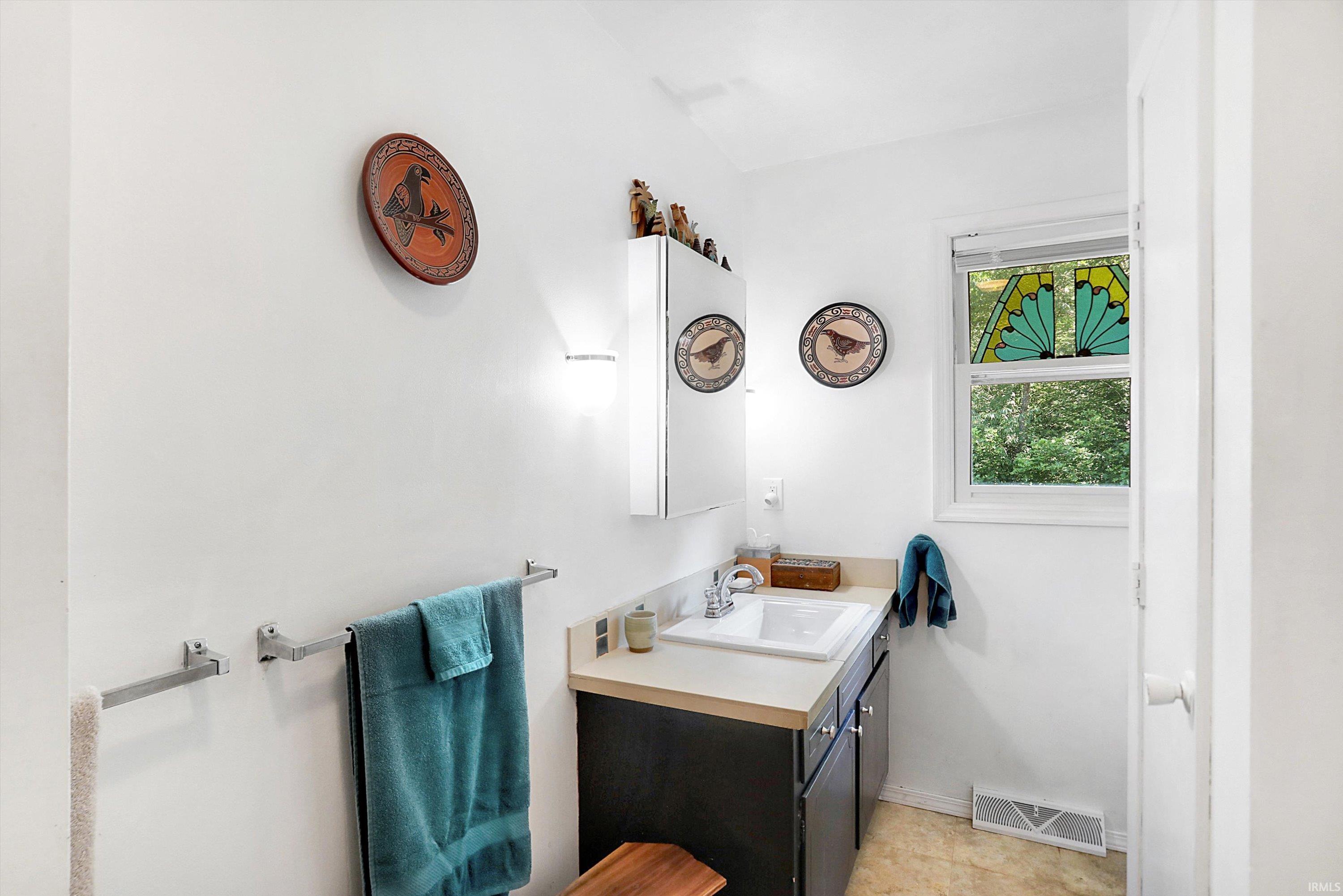 9245 E Woodview Drive