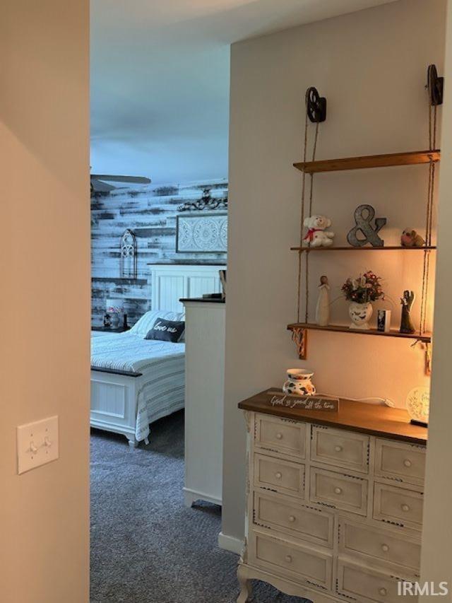 7946 N Old Dutch Church Road