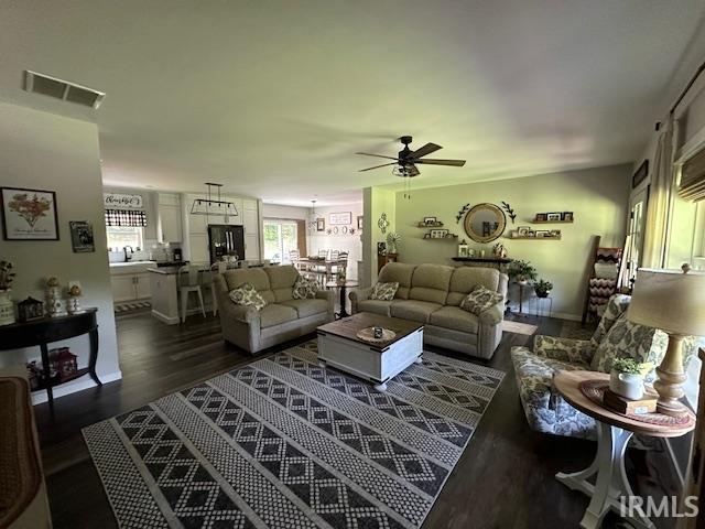 7946 N Old Dutch Church Road