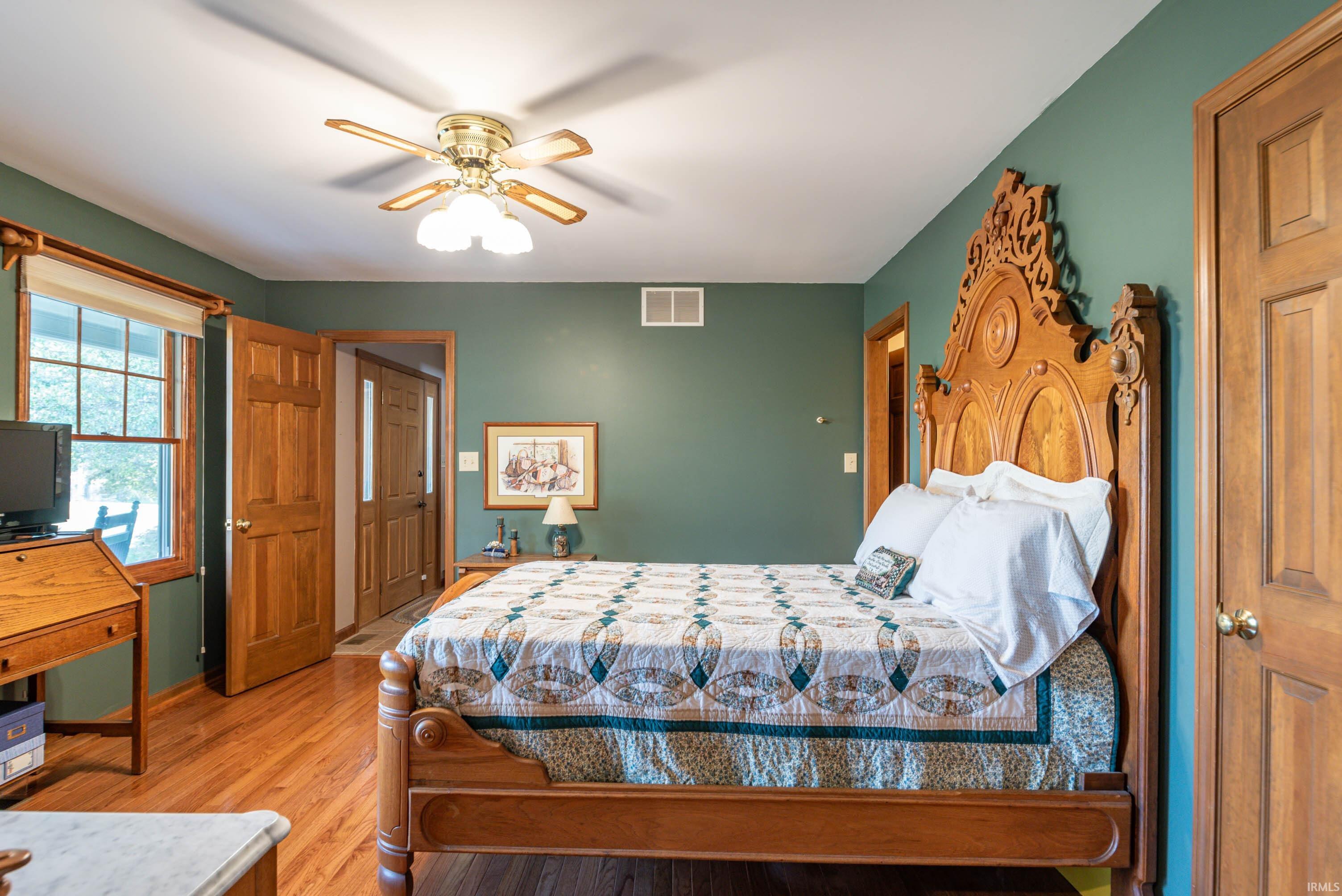 8327 S Strain Ridge Road