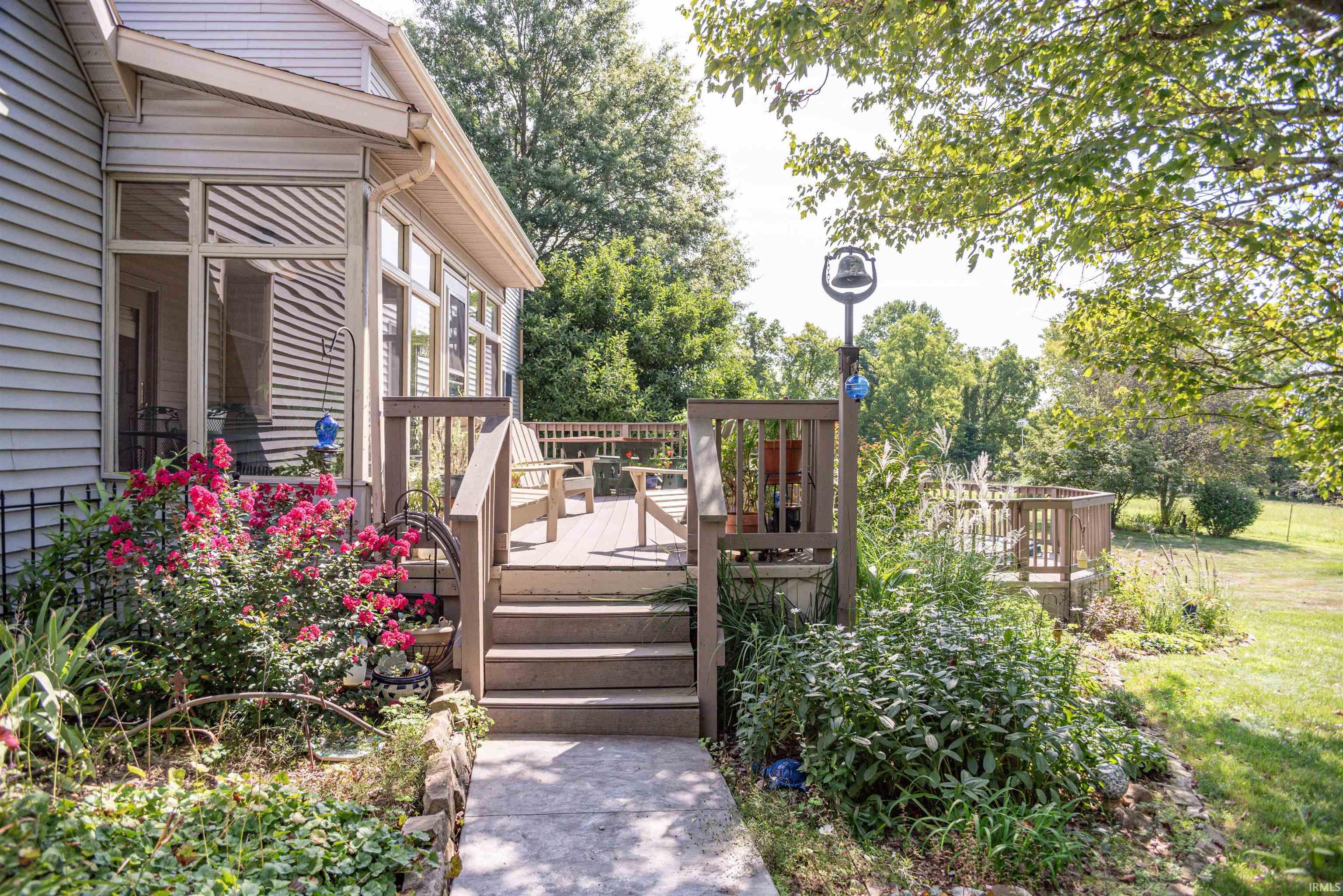 8327 S Strain Ridge Road