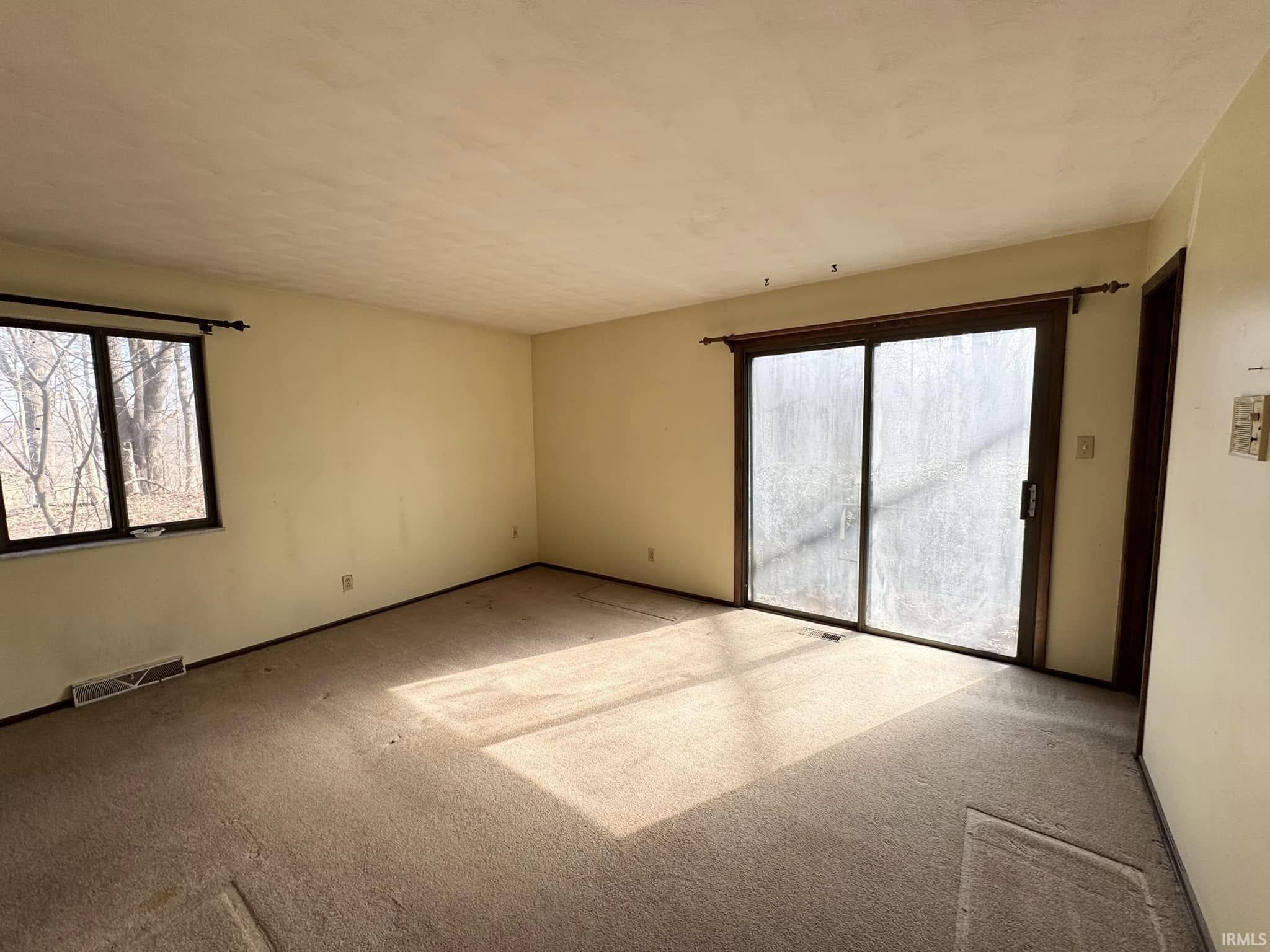 8985 Huggin Hollow Road