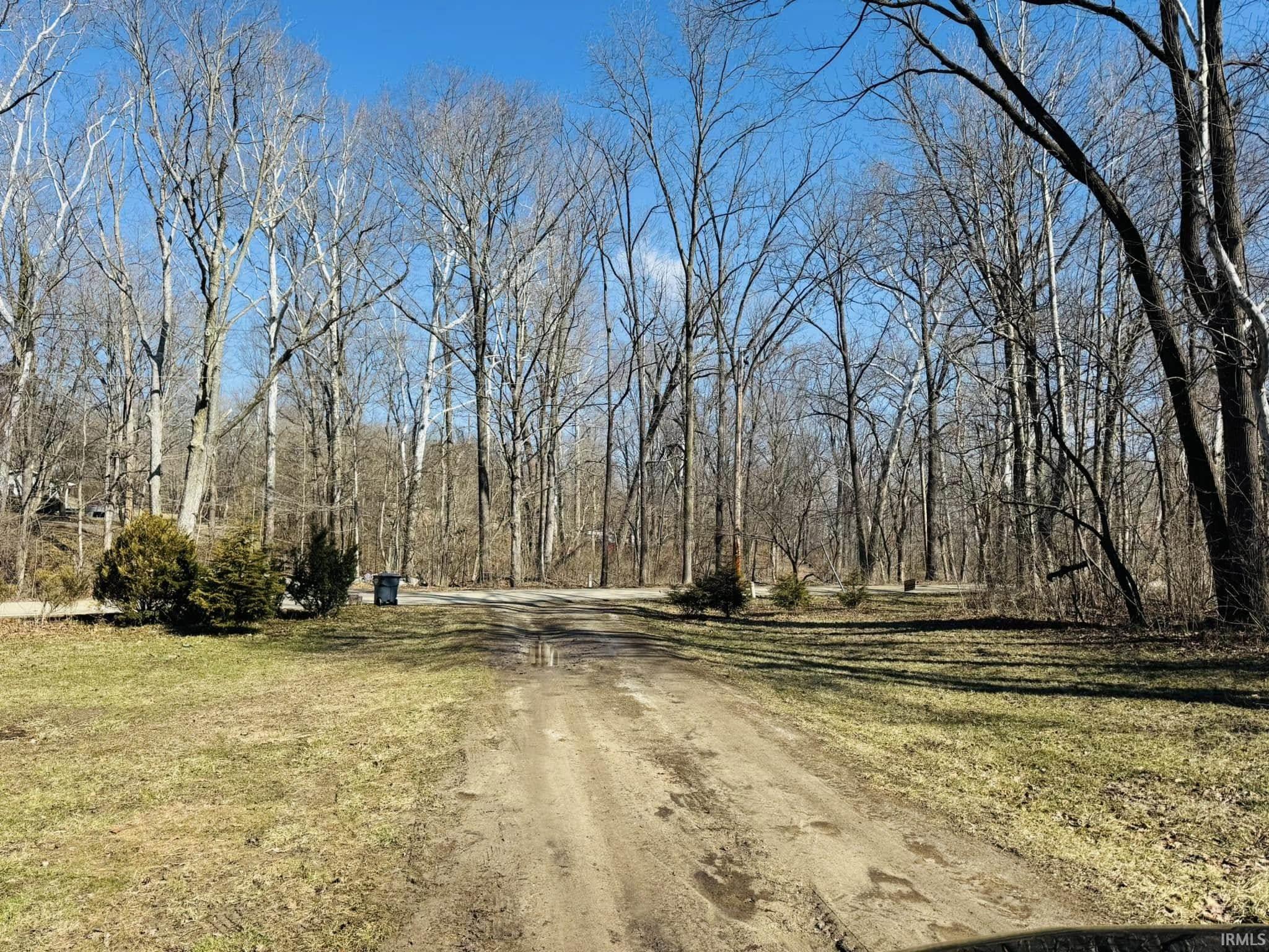 8985 Huggin Hollow Road