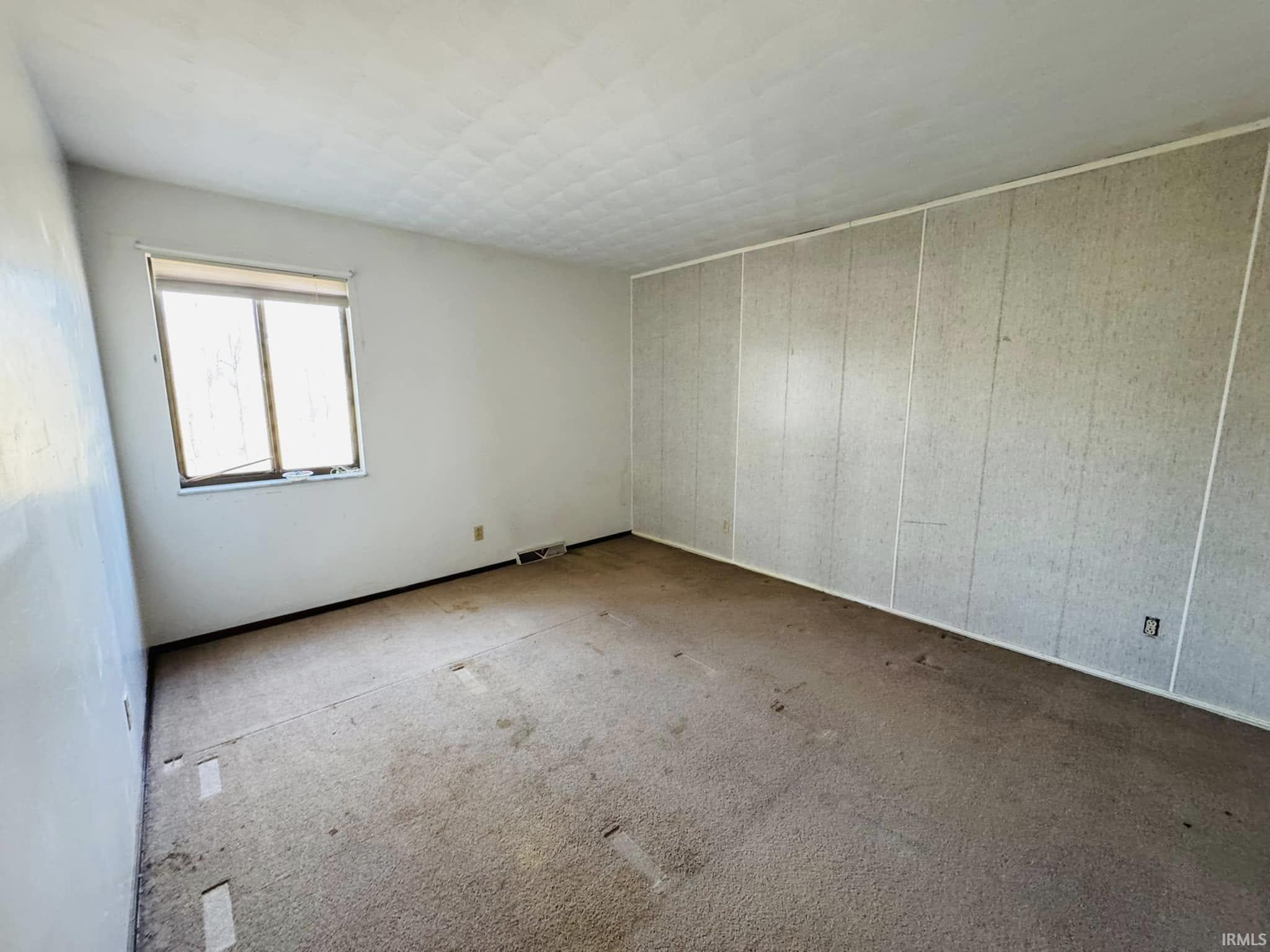 8985 Huggin Hollow Road