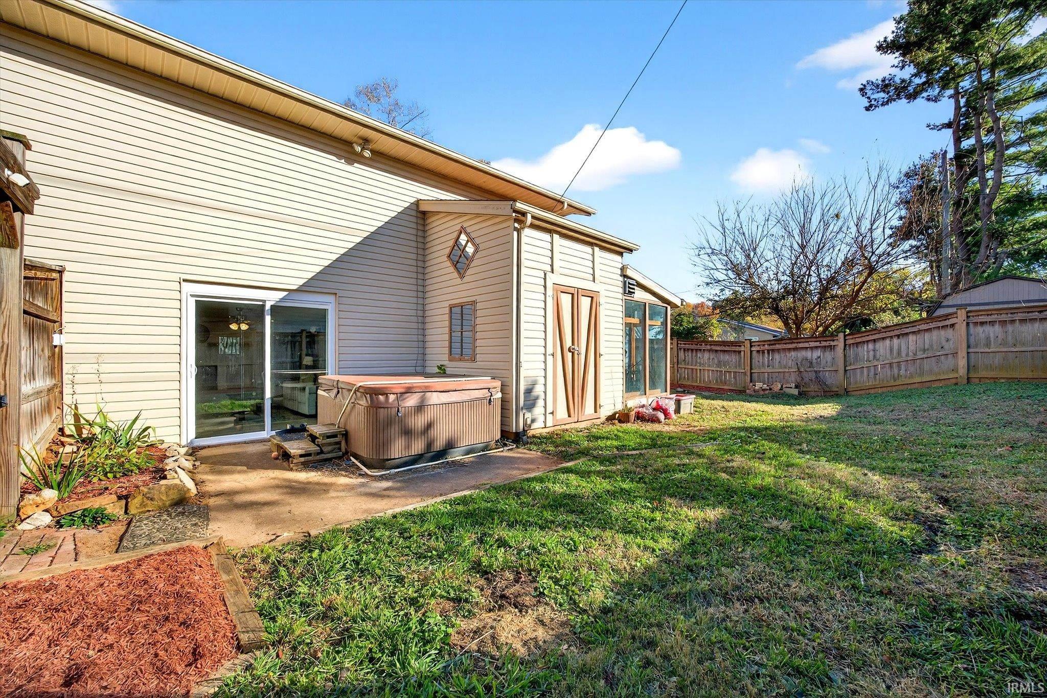 3512 S Wellington Drive