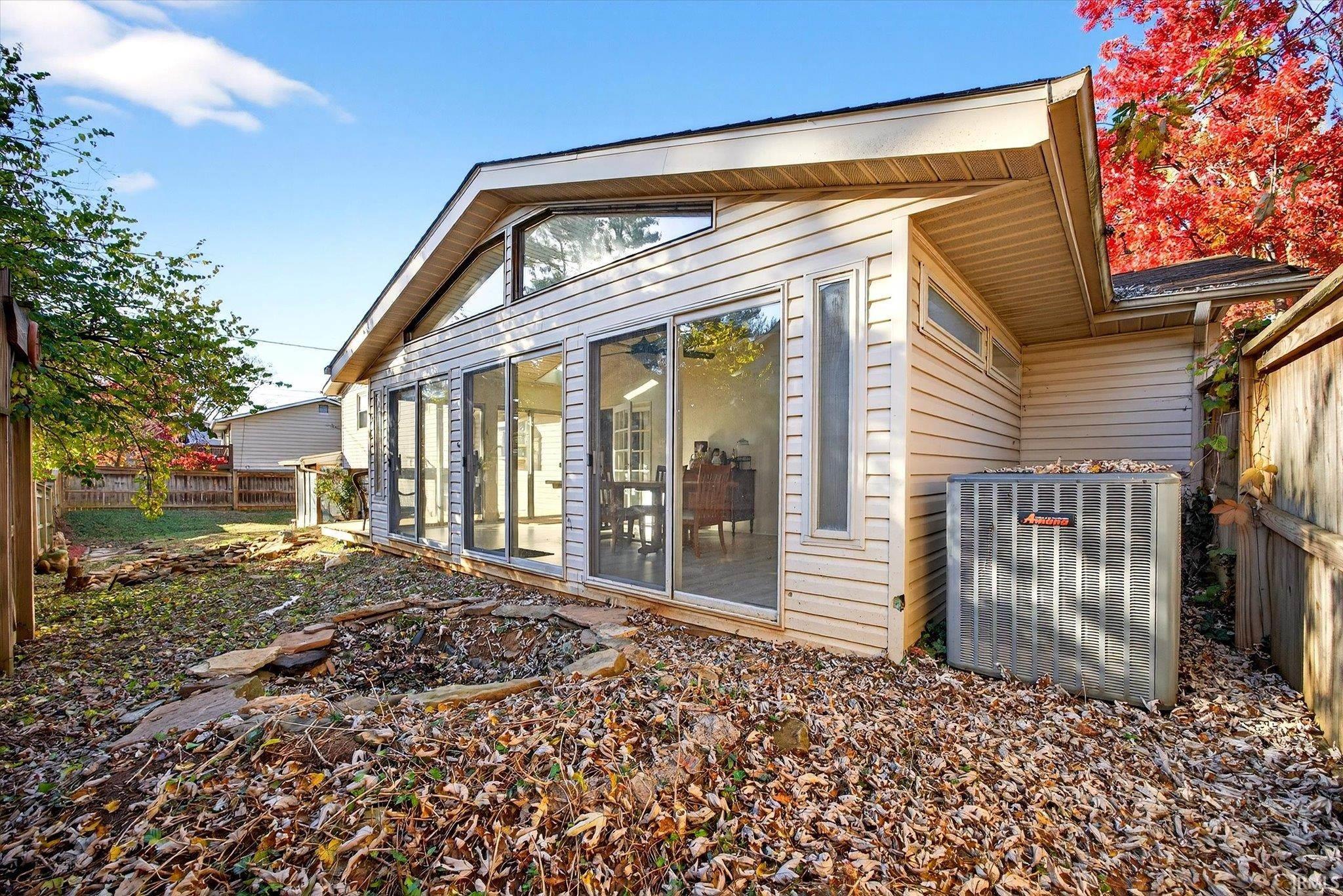 3512 S Wellington Drive