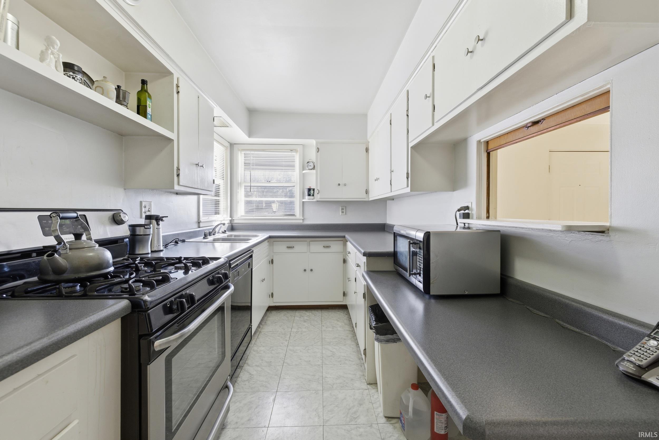 120 S Hillsdale Drive