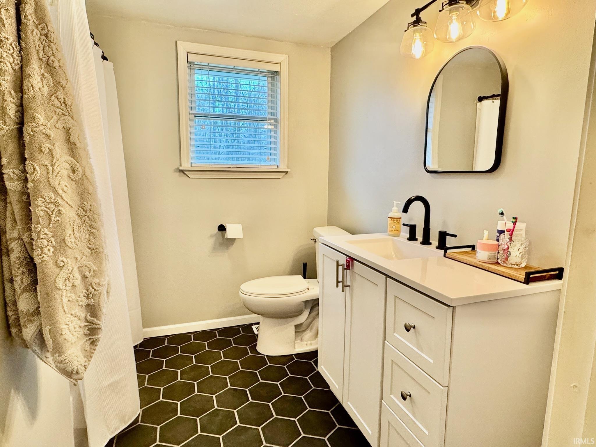 3904 S Sandstone Lane