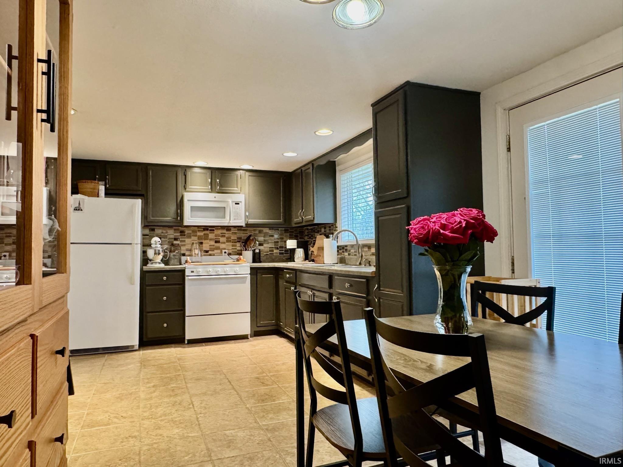 3904 S Sandstone Lane