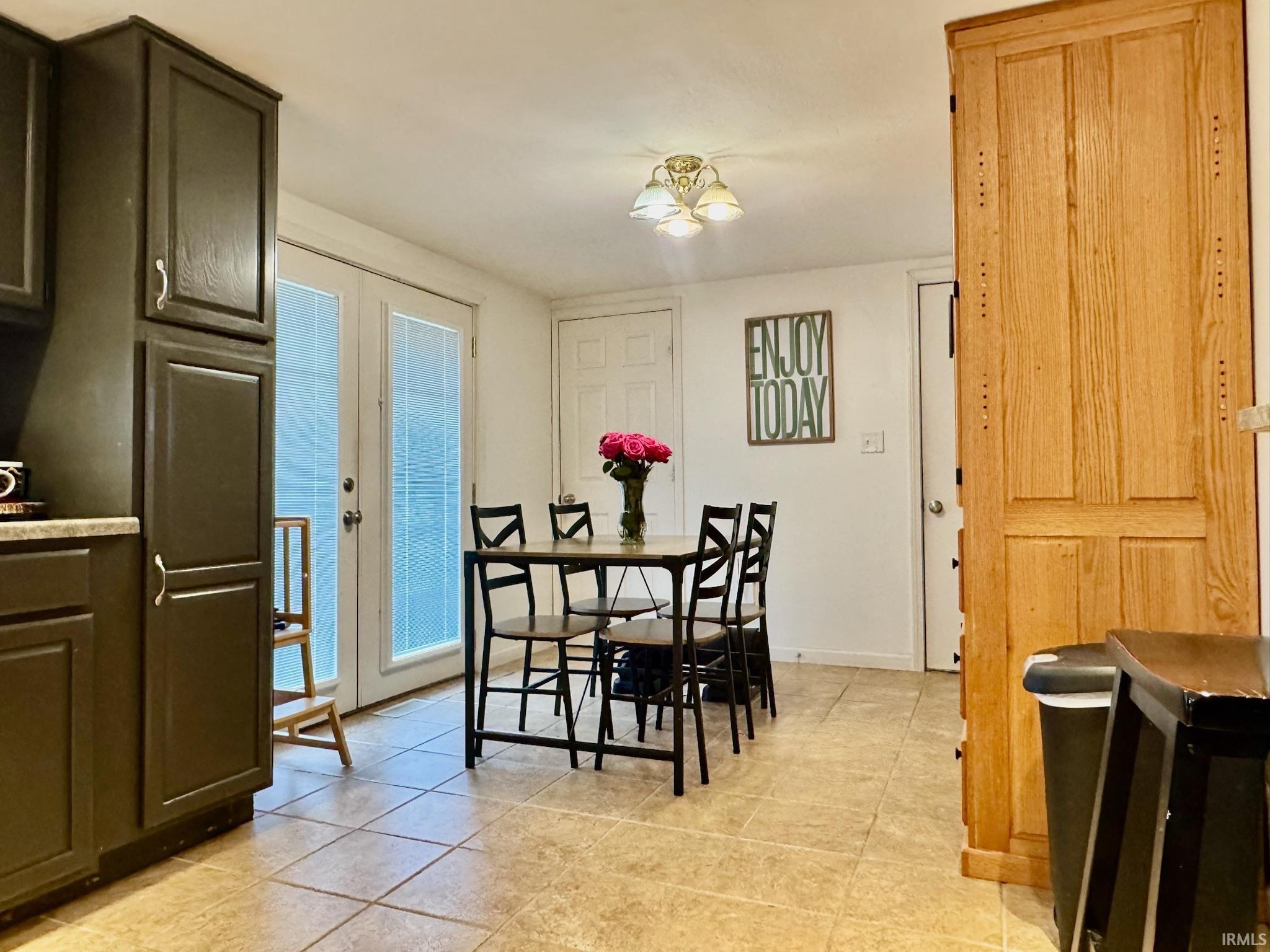 3904 S Sandstone Lane