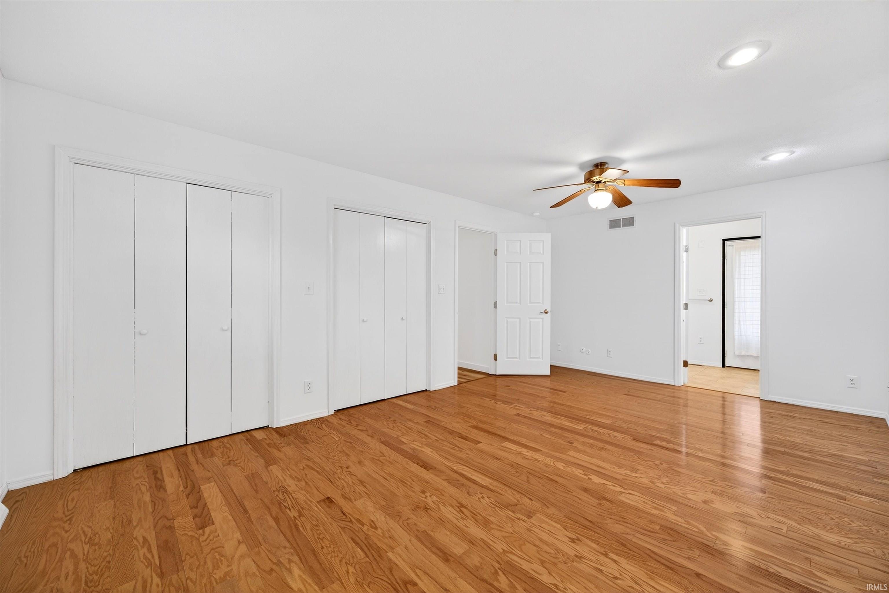 9245 E Woodview Drive