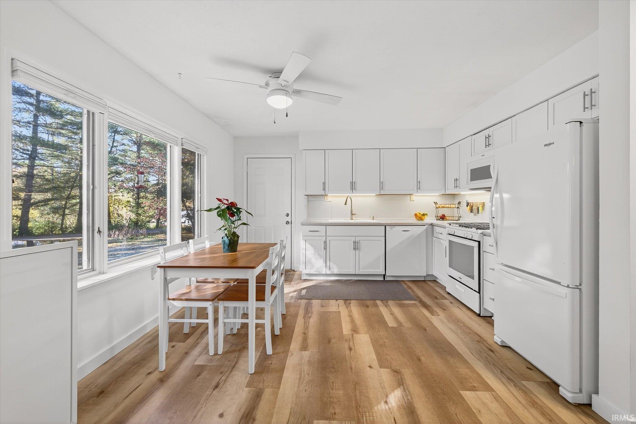 9245 E Woodview Drive