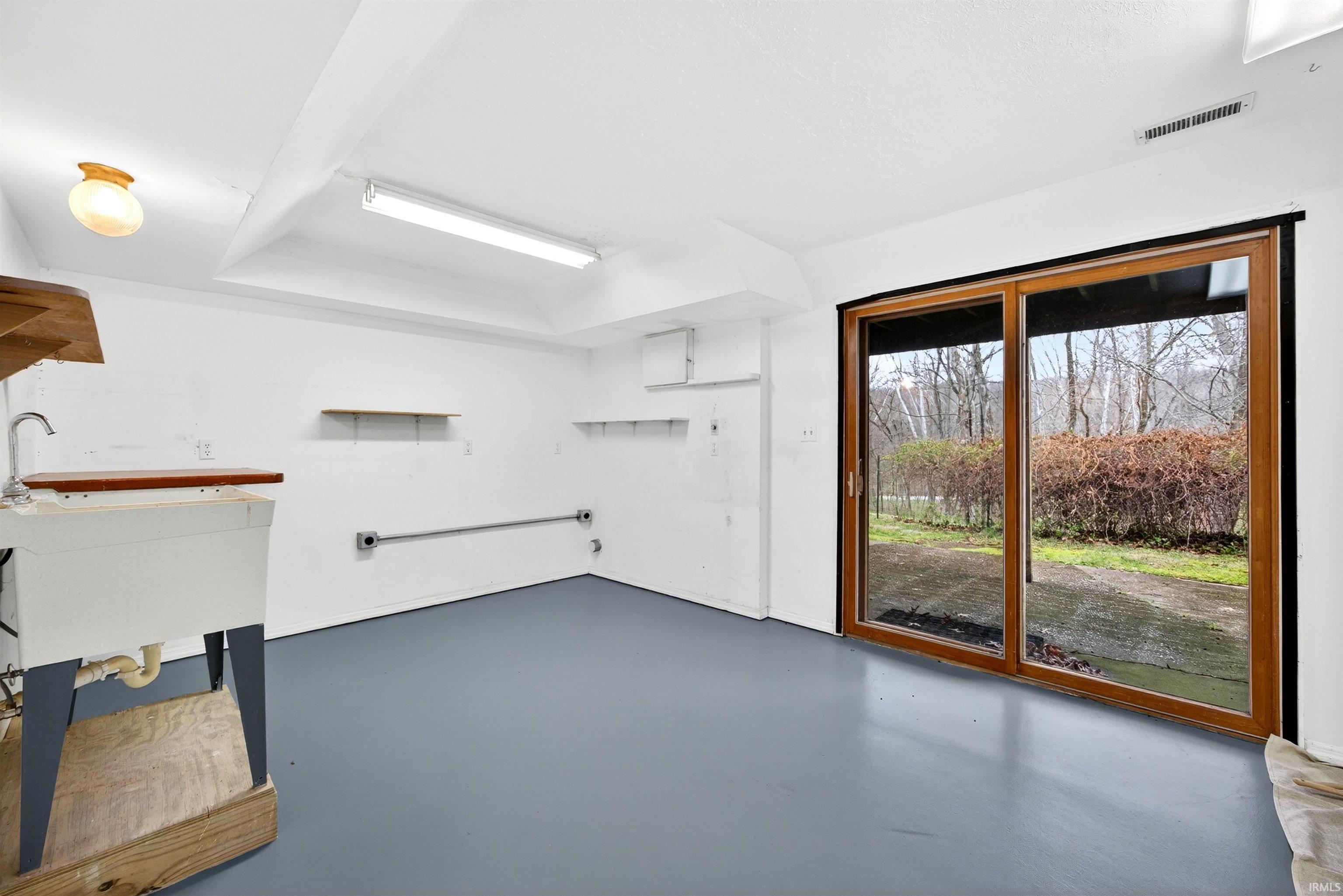 9245 E Woodview Drive