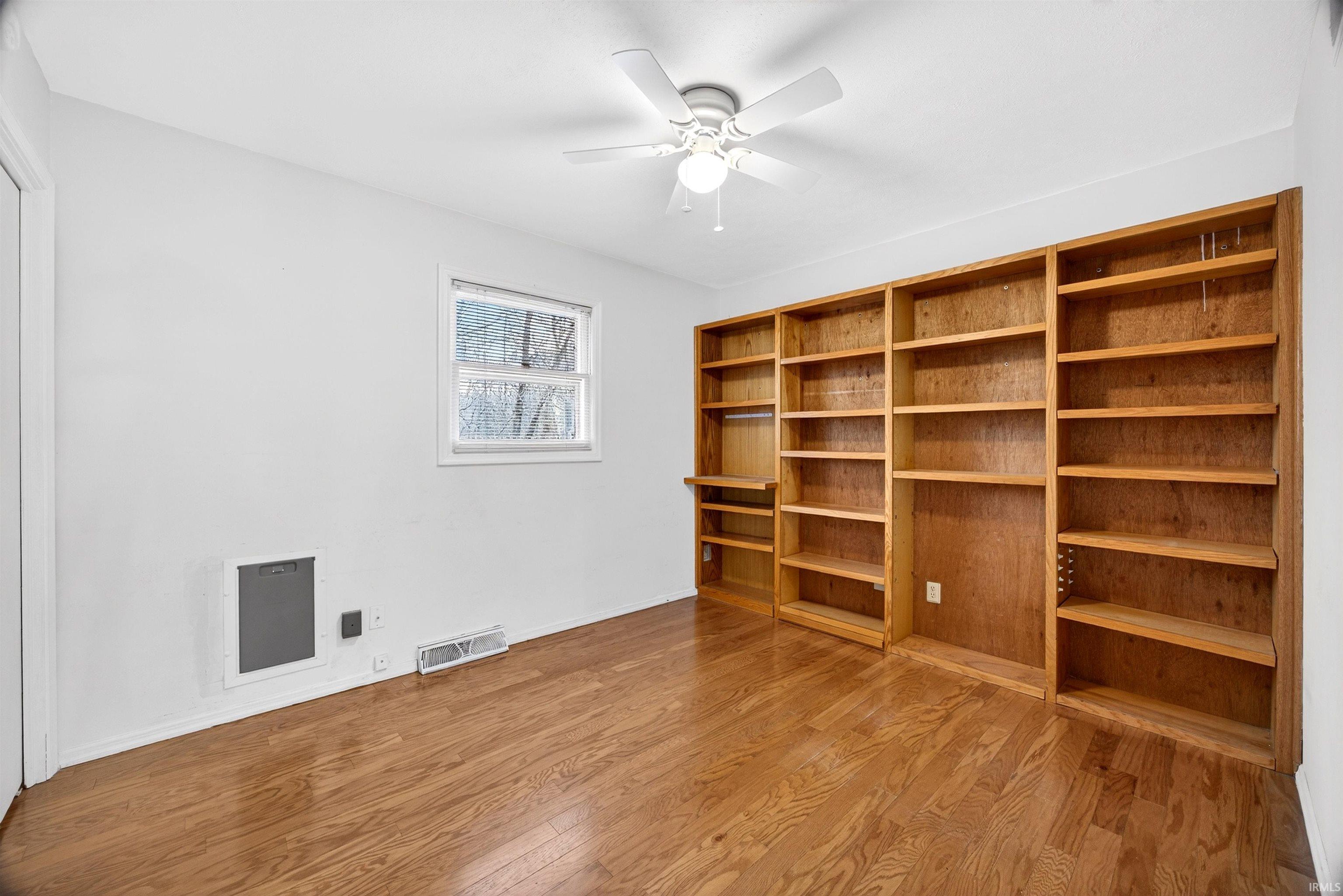 9245 E Woodview Drive