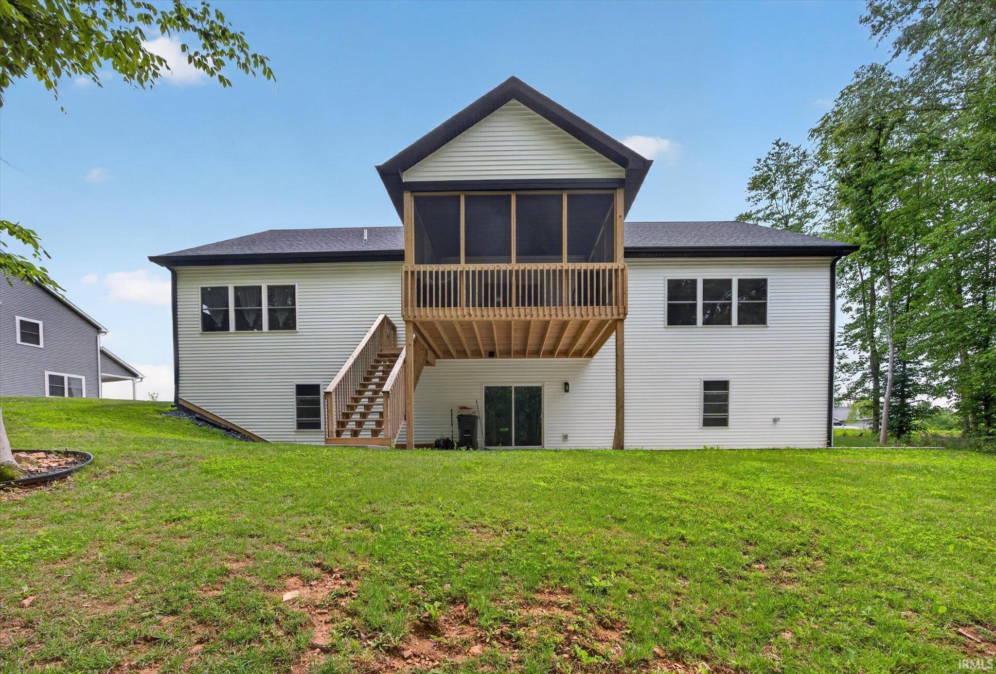953 S Lantern Lane