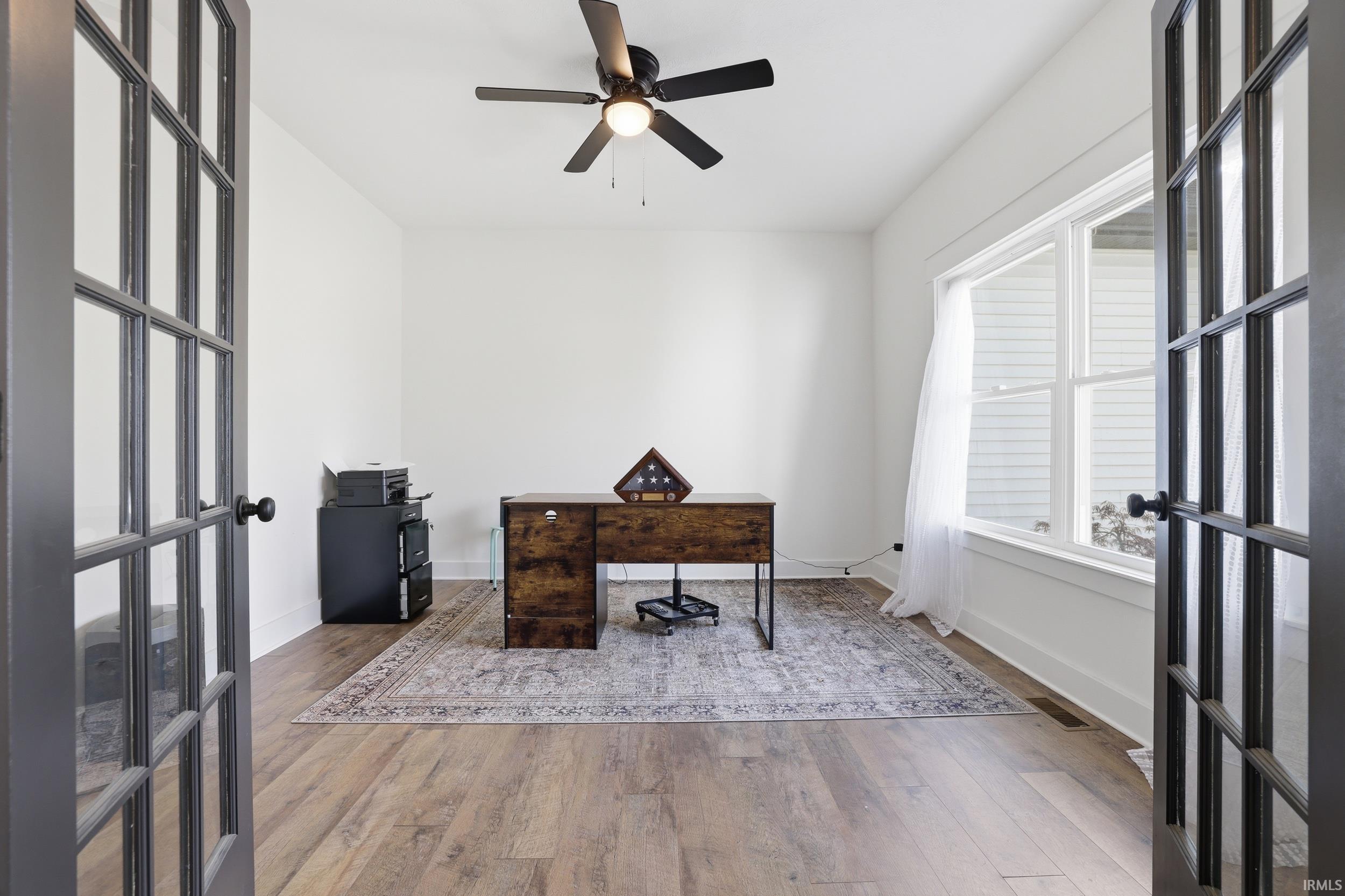 953 S Lantern Lane