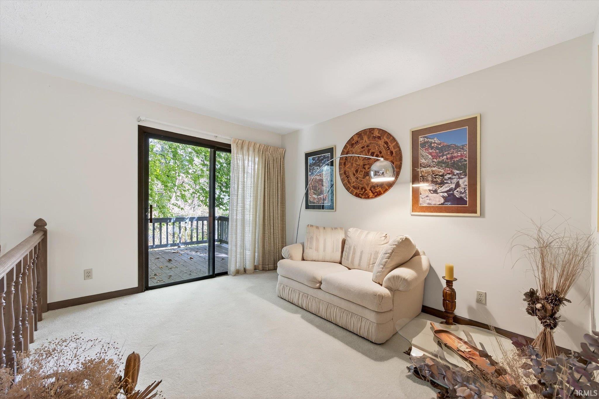 8002 Lakeview Drive