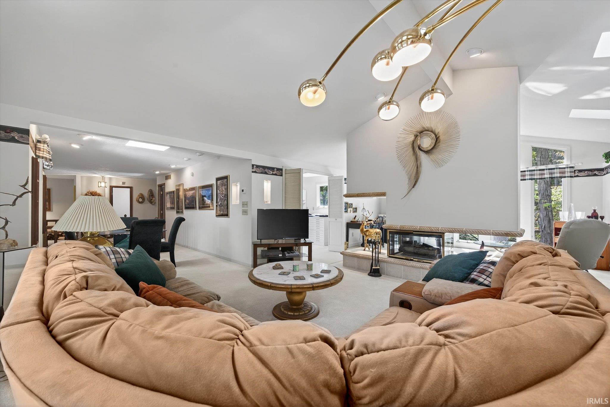 8002 Lakeview Drive