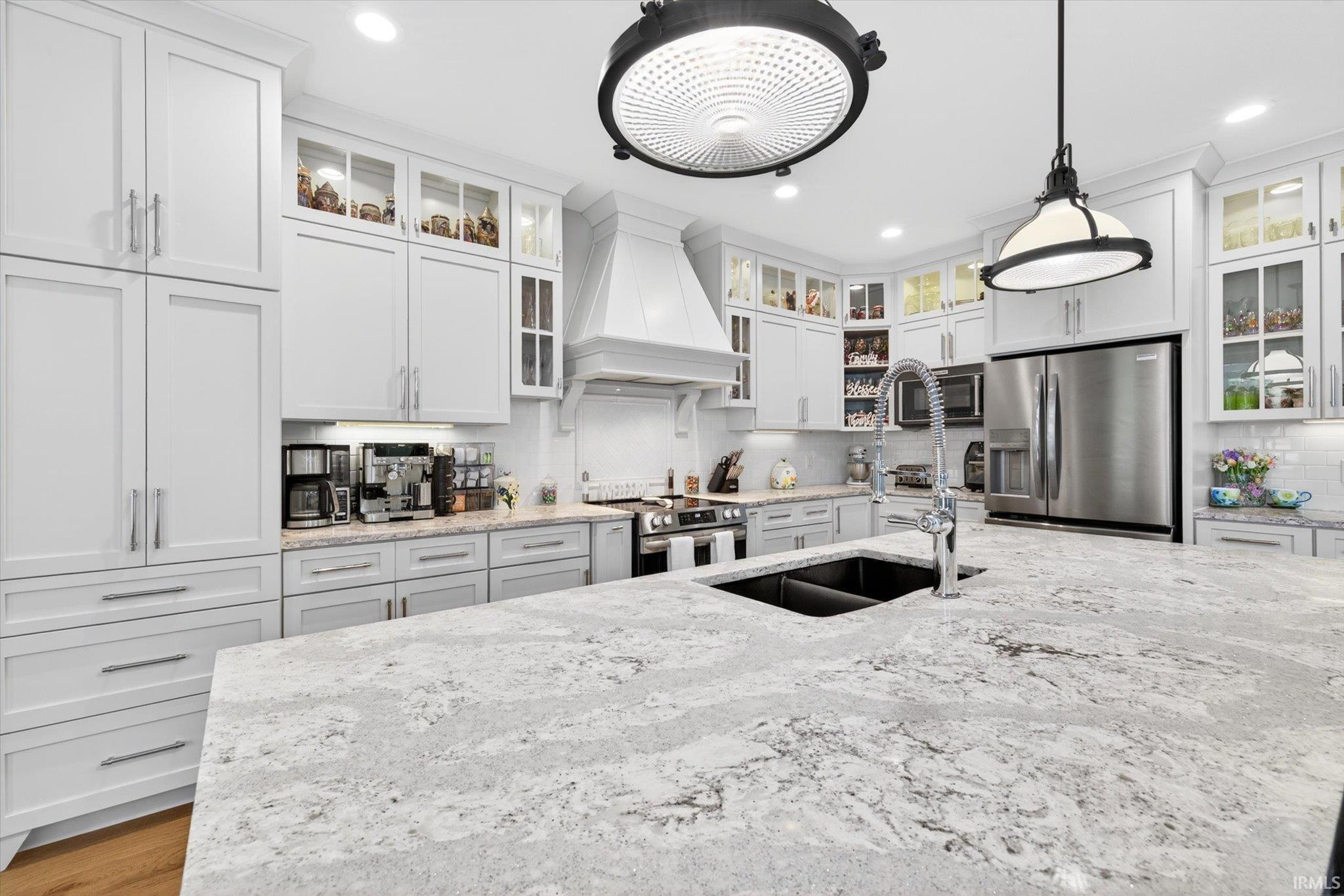 3511 E Bryn Mawr Drive