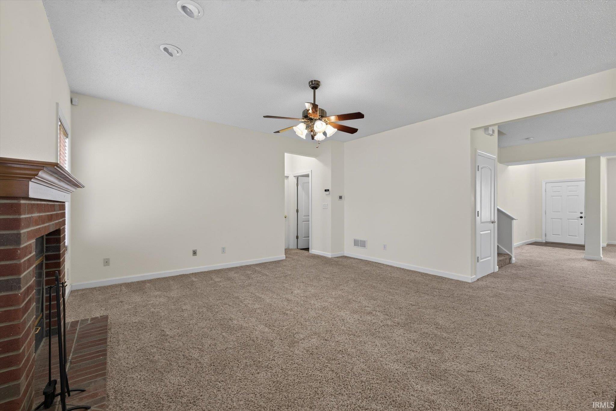1400 W Caber Court
