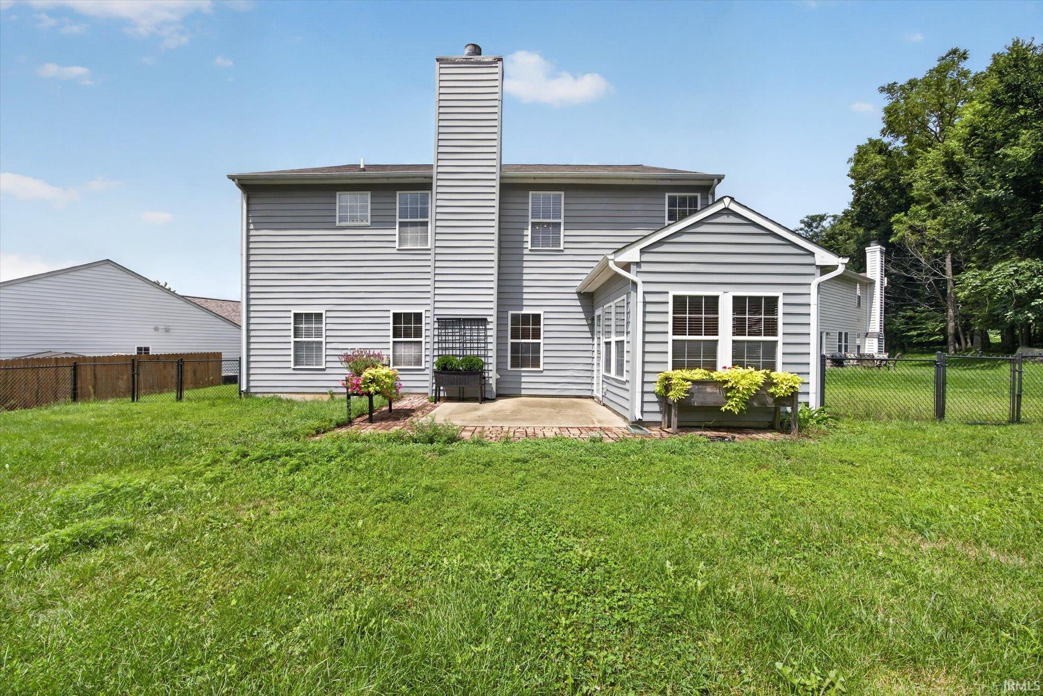 1400 W Caber Court