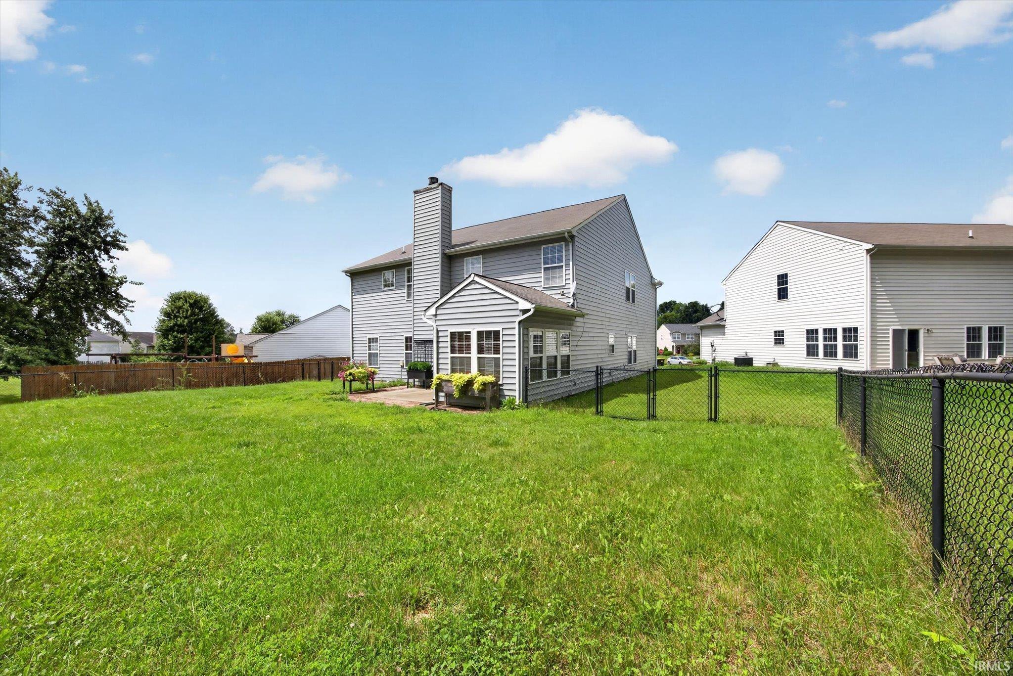 1400 W Caber Court