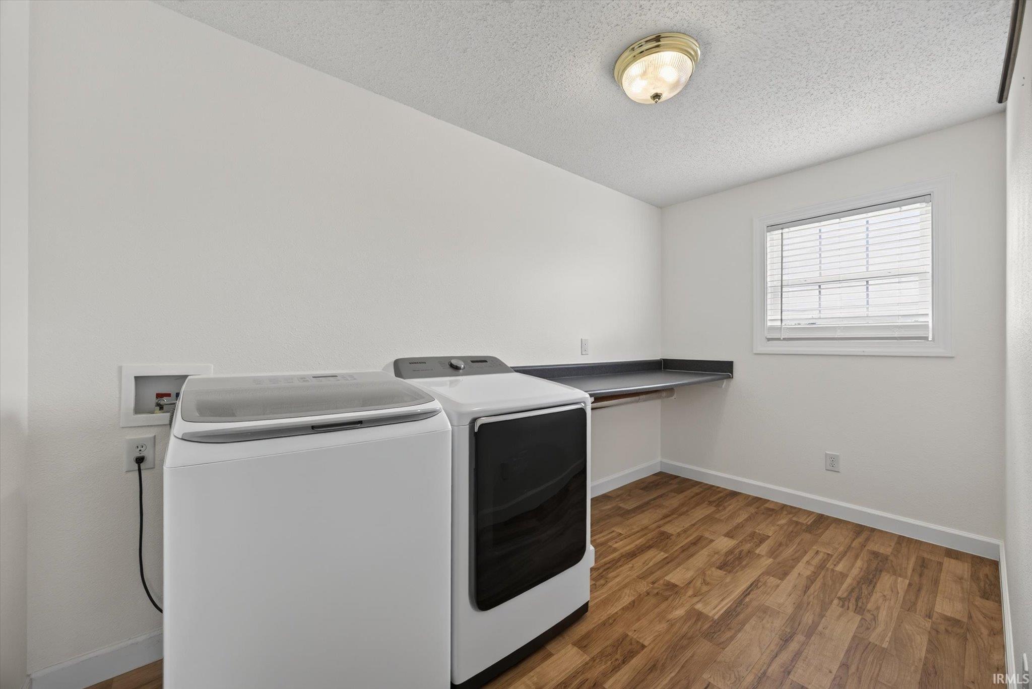 1400 W Caber Court