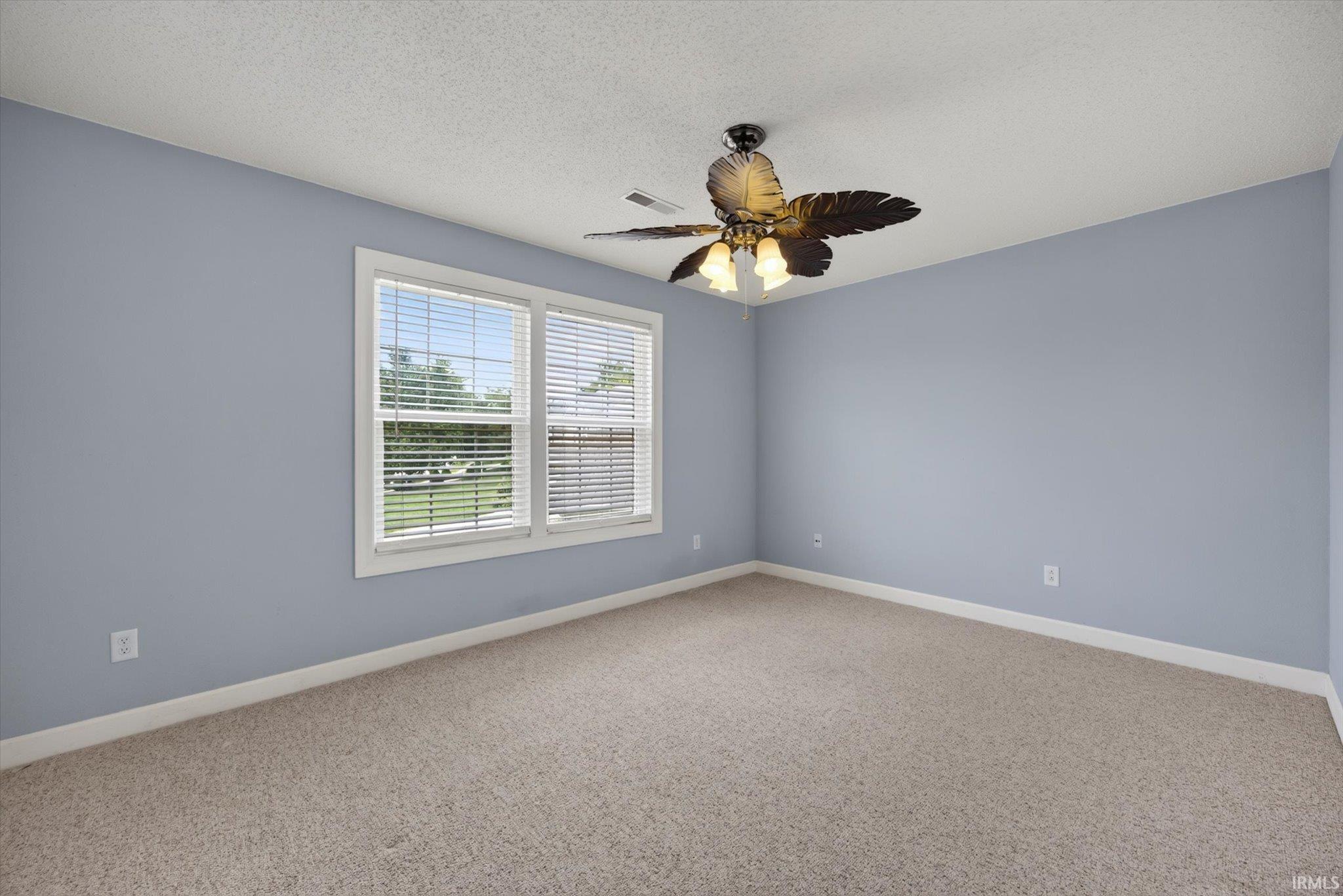 1400 W Caber Court