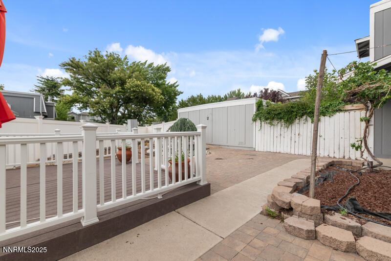7595 Cumberland Circle