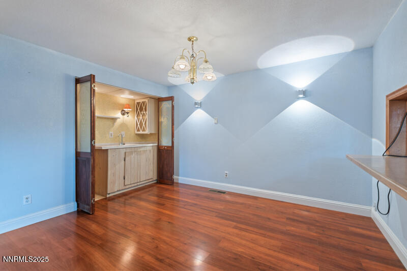 7595 Cumberland Circle