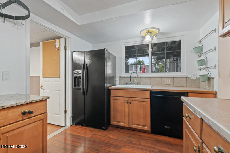 7595 Cumberland Circle