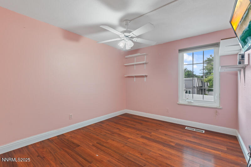 7595 Cumberland Circle