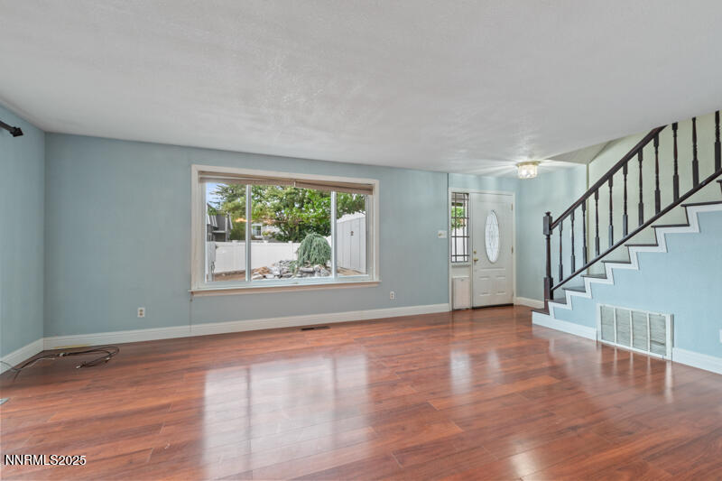 7595 Cumberland Circle