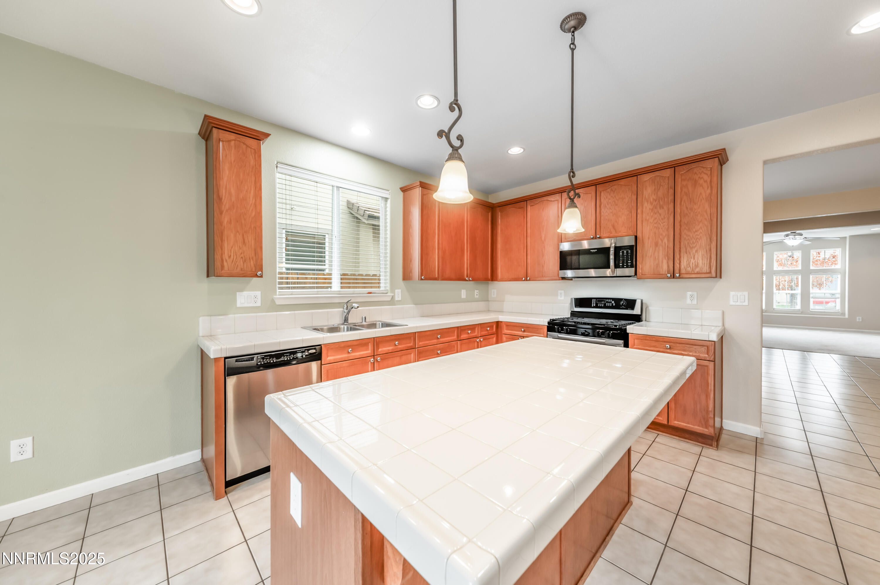 2180 Peaceful Valley Drive