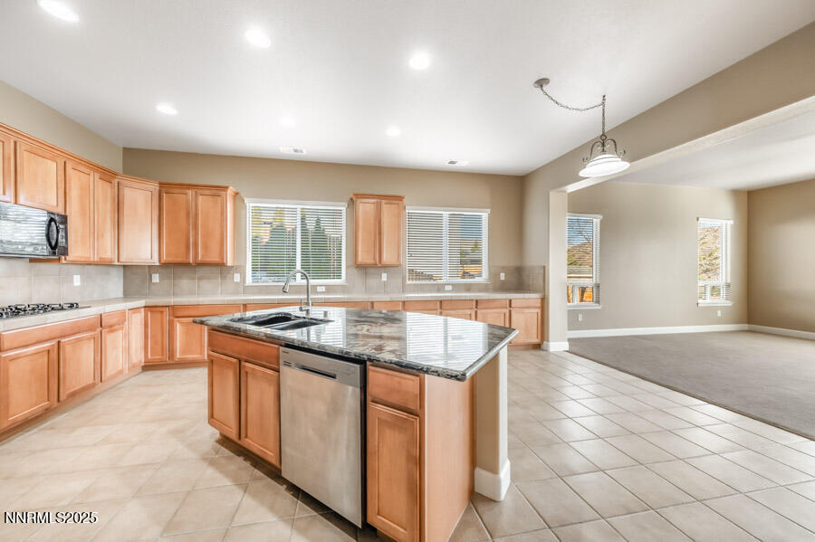 3240 Quartzite Drive