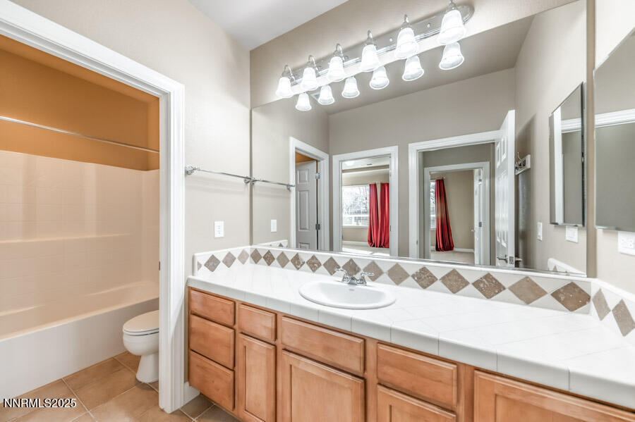 3240 Quartzite Drive