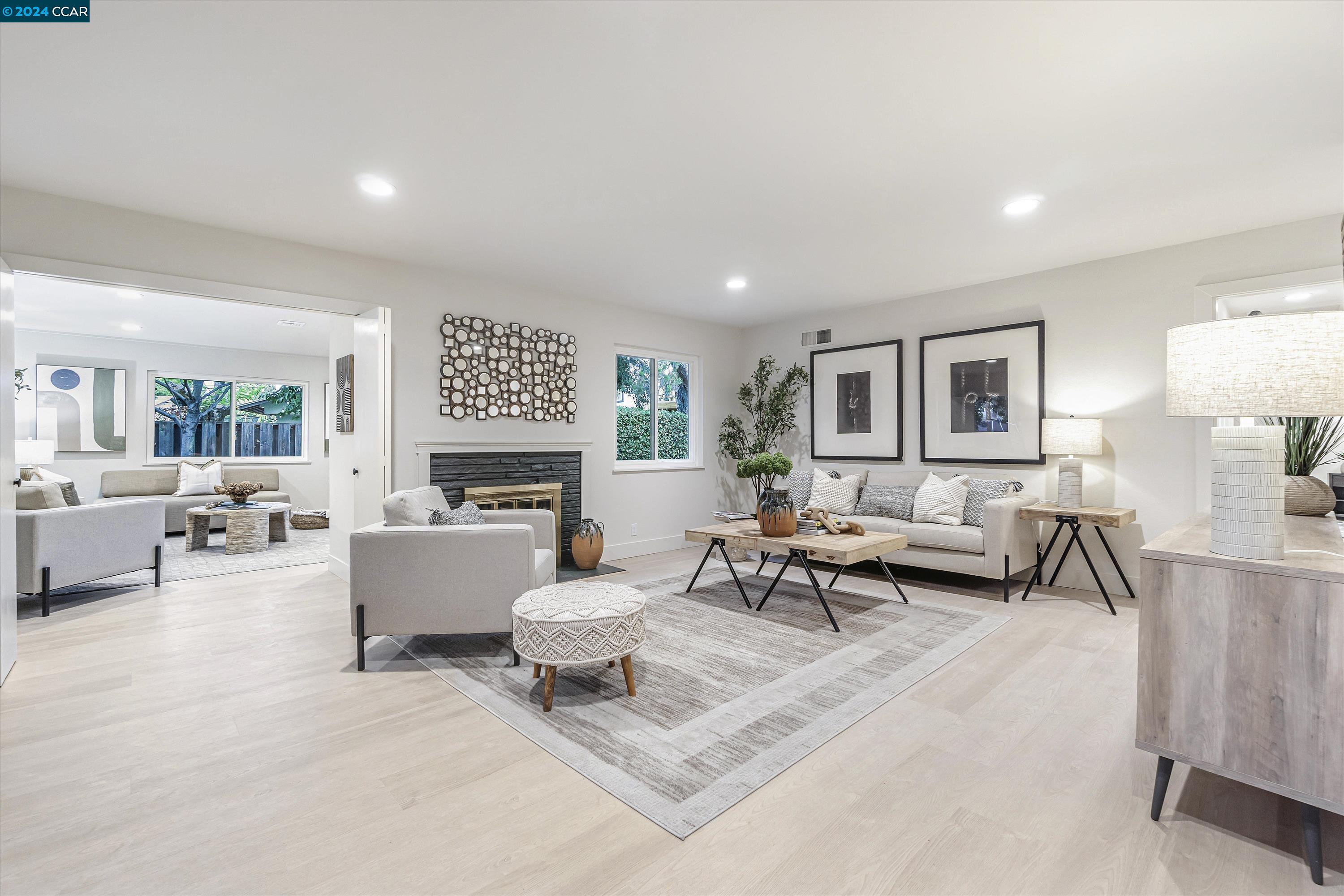 1127 Aspen Dr