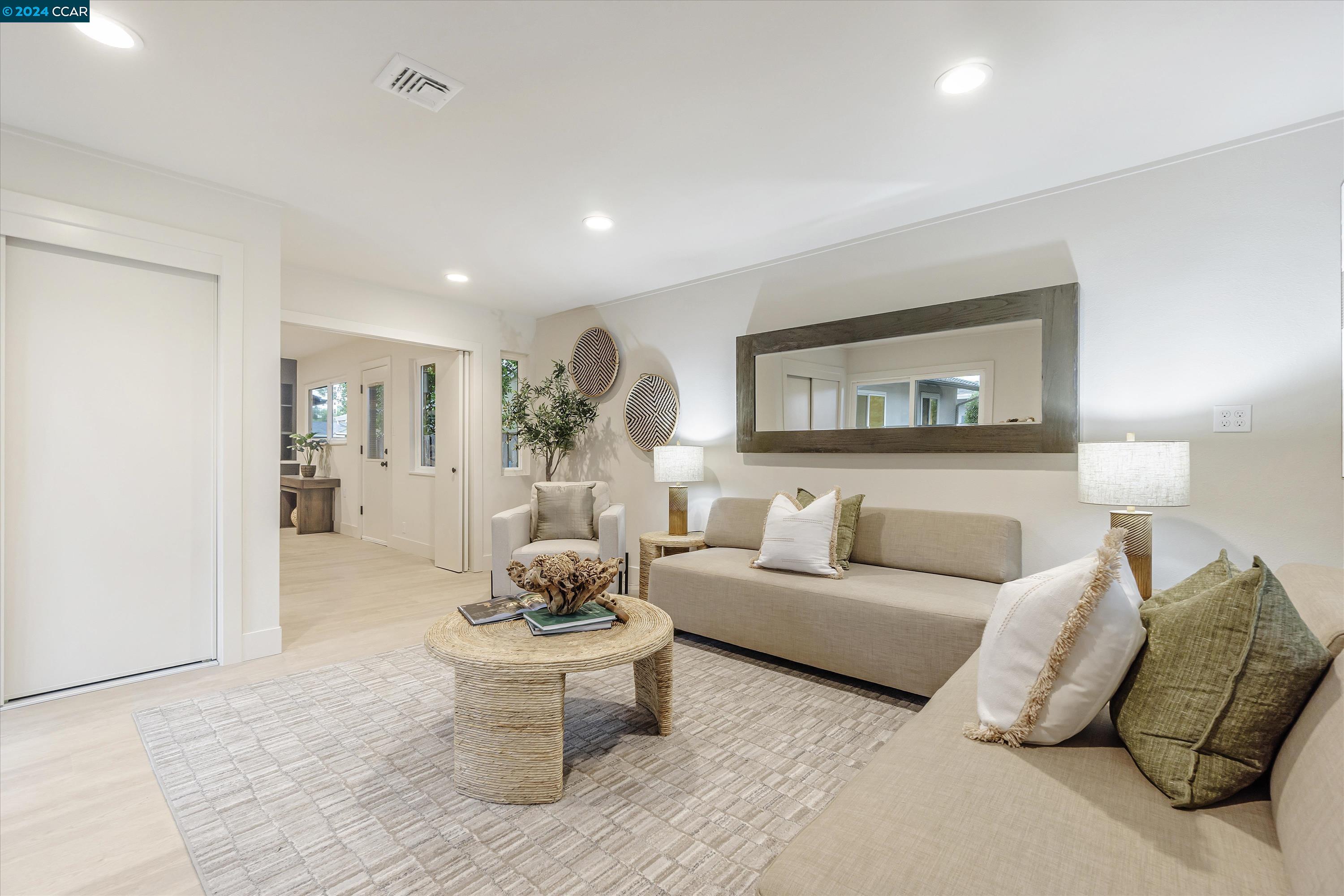1127 Aspen Dr