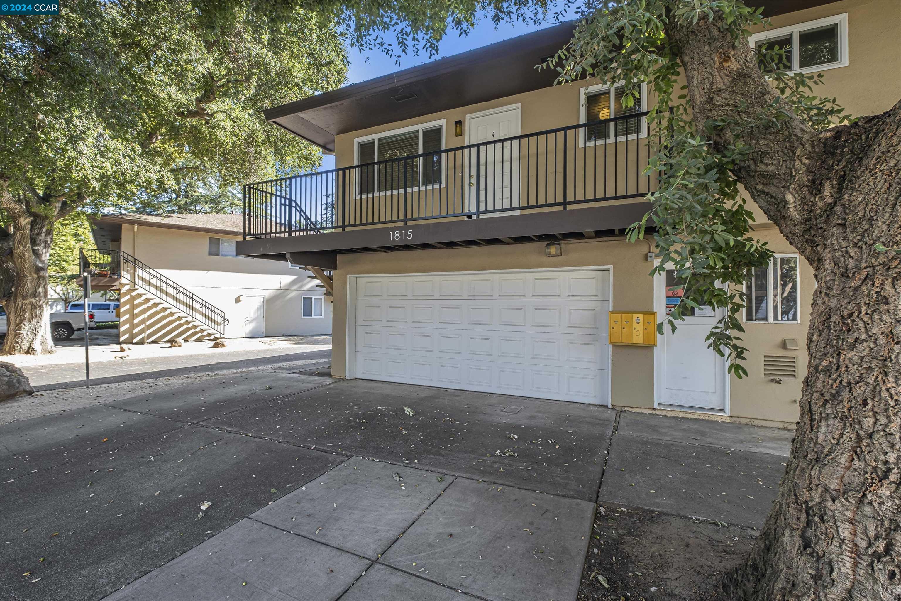 1815 Fremont Ct # 4