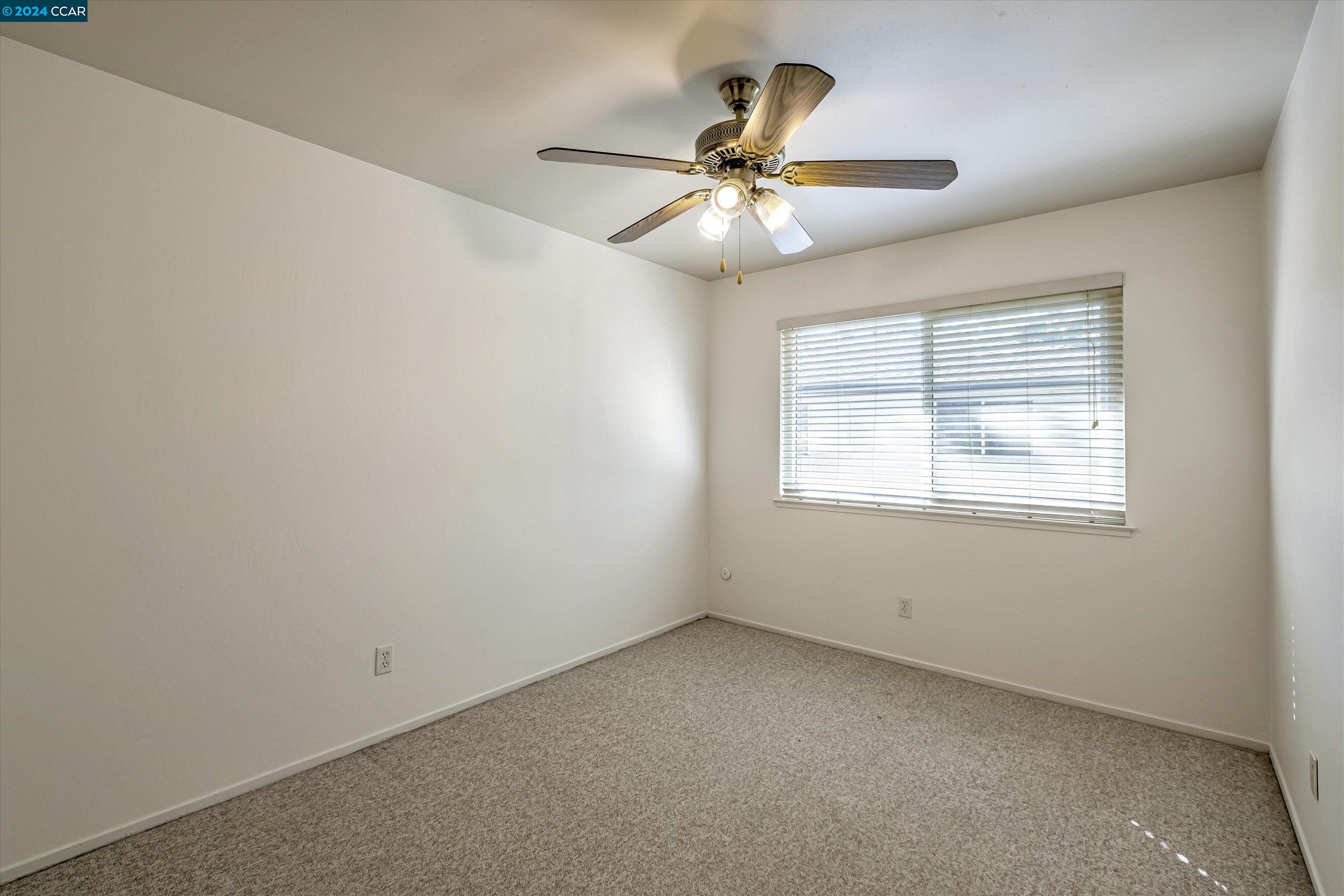 1815 Fremont Ct # 4