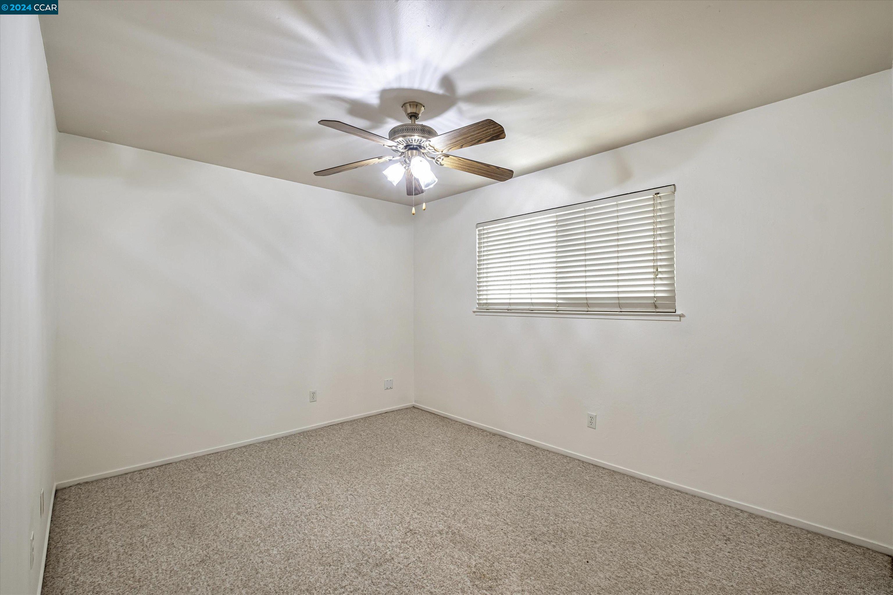 1815 Fremont Ct # 4