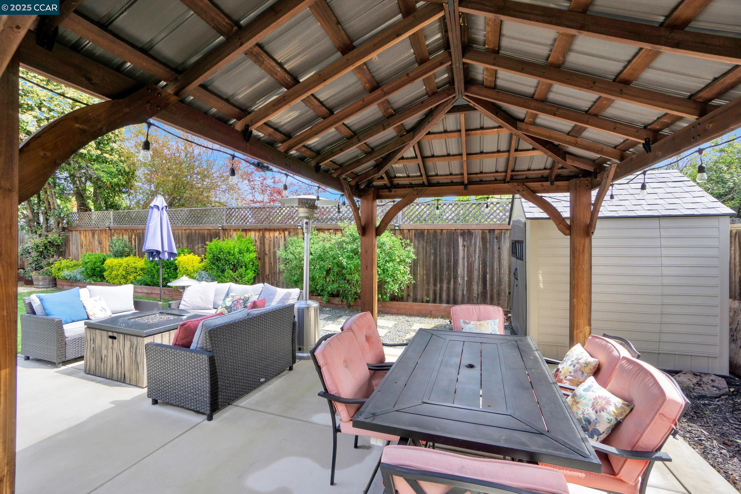 3272 Claudia Dr
