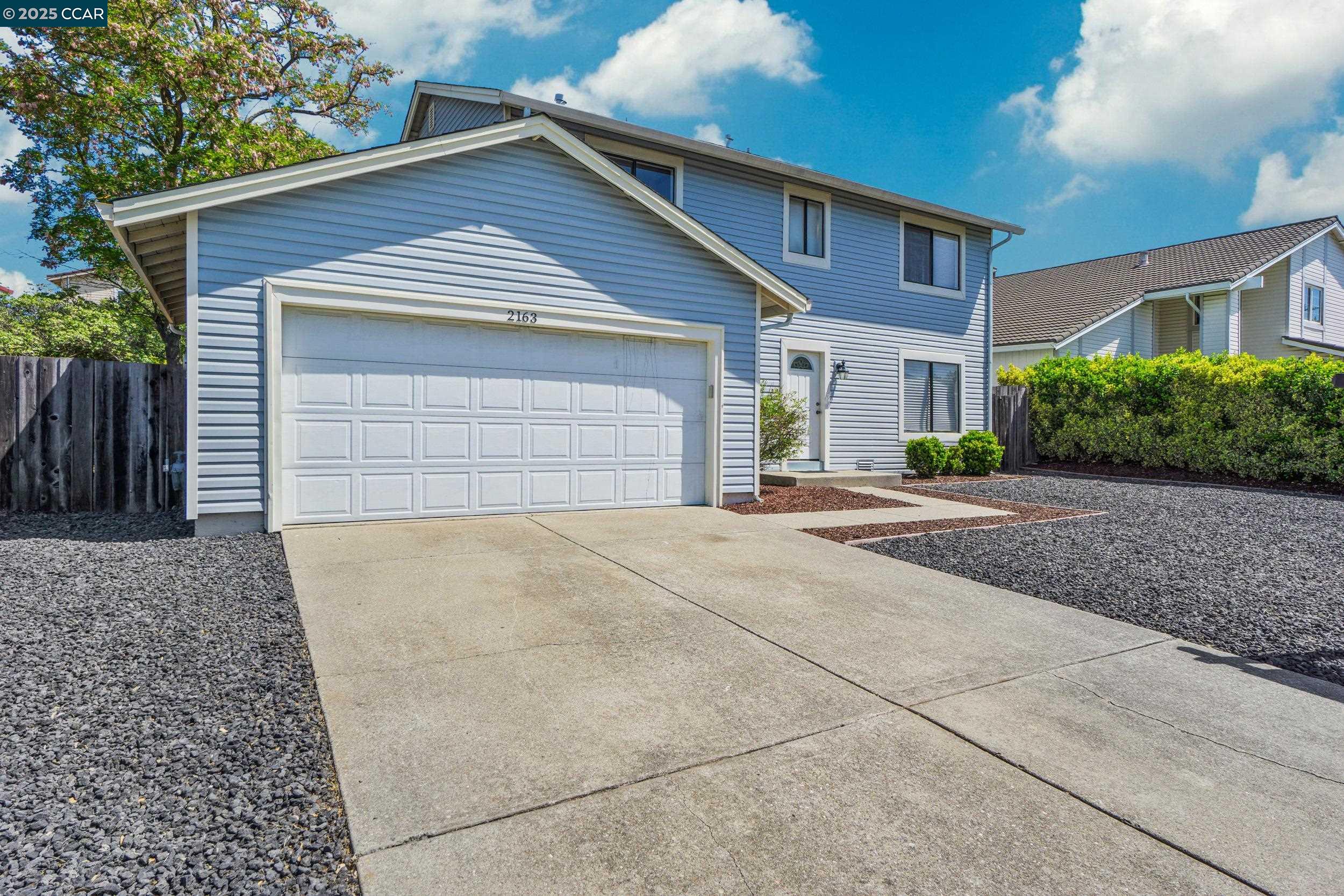2163 Redwood Rd