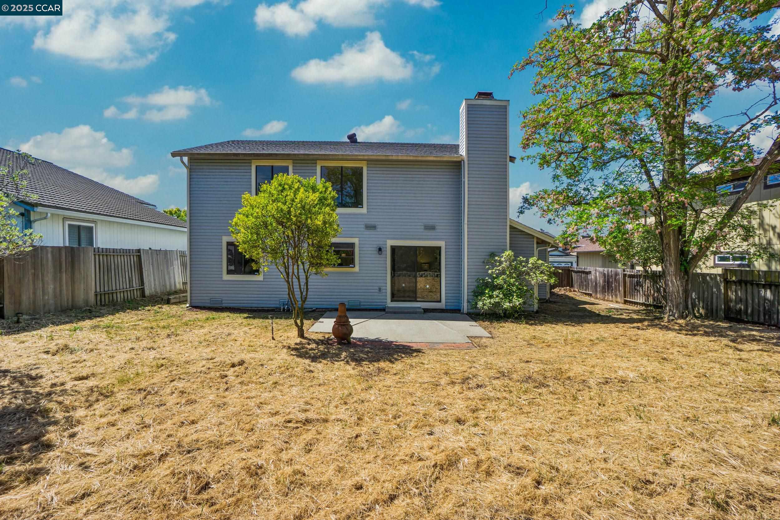 2163 Redwood Rd