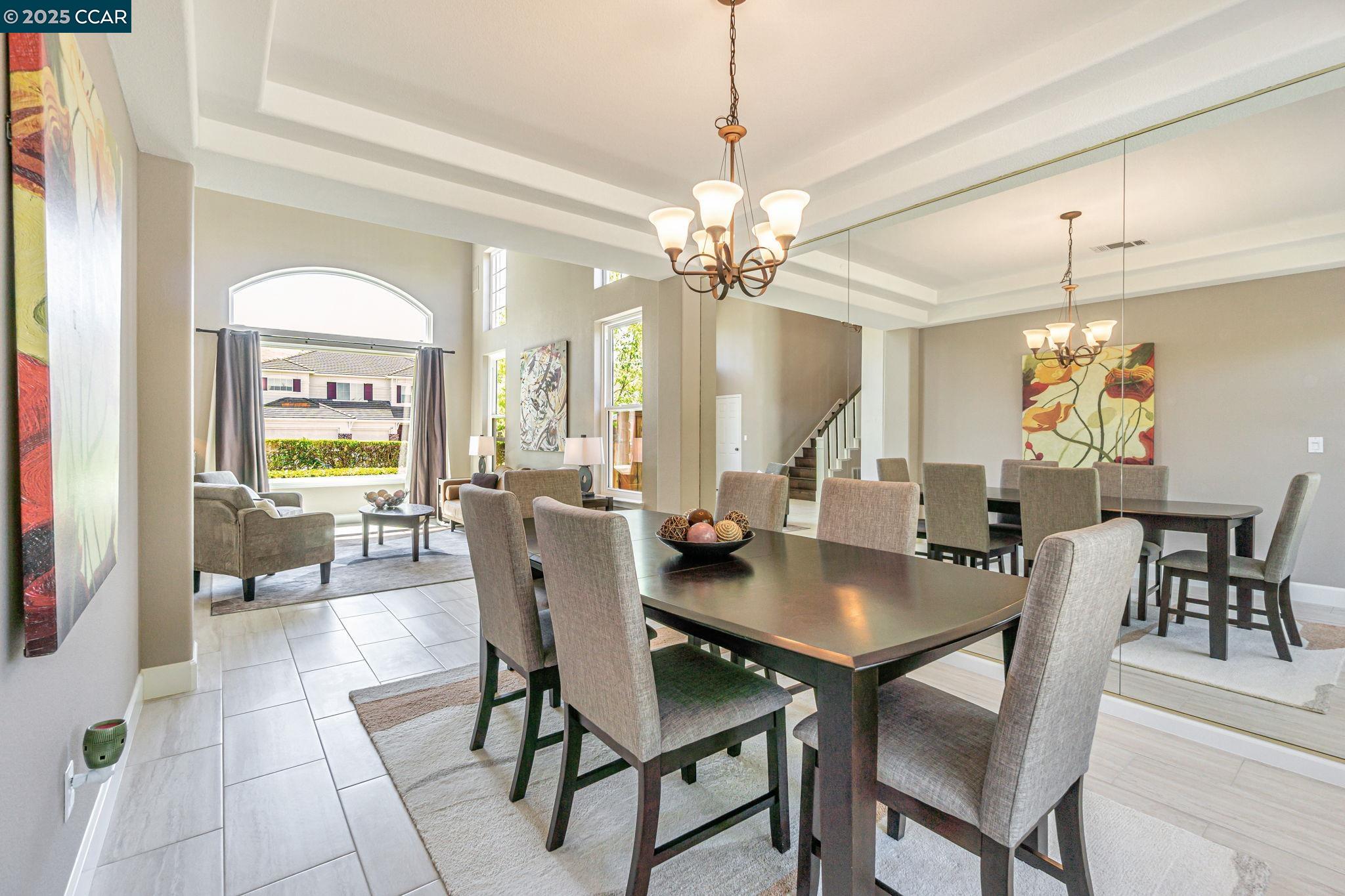 1039 Rolling Woods Way